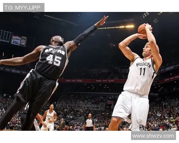 2020年NBA常规赛精彩对决篮网与马刺的激烈碰撞与战术较量分析 2020年NBA常规赛精彩对决篮网与马刺的激烈碰撞与战术较量分析