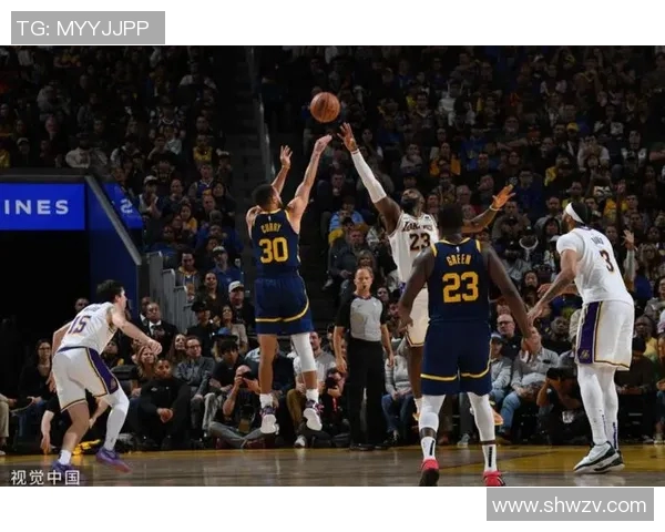 2021年湖人对勇士精彩对决回顾及赛季分析 2021年湖人对勇士精彩对决回顾及赛季分析