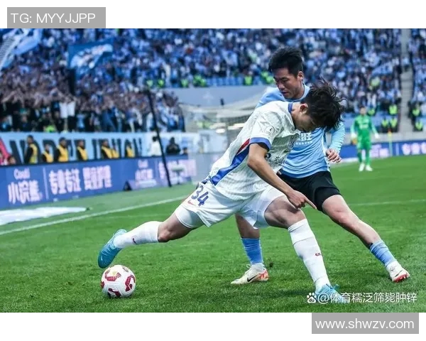 一方与申花精彩对决回顾赛场瞬间重温与战术分析 一方与申花精彩对决回顾赛场瞬间重温与战术分析